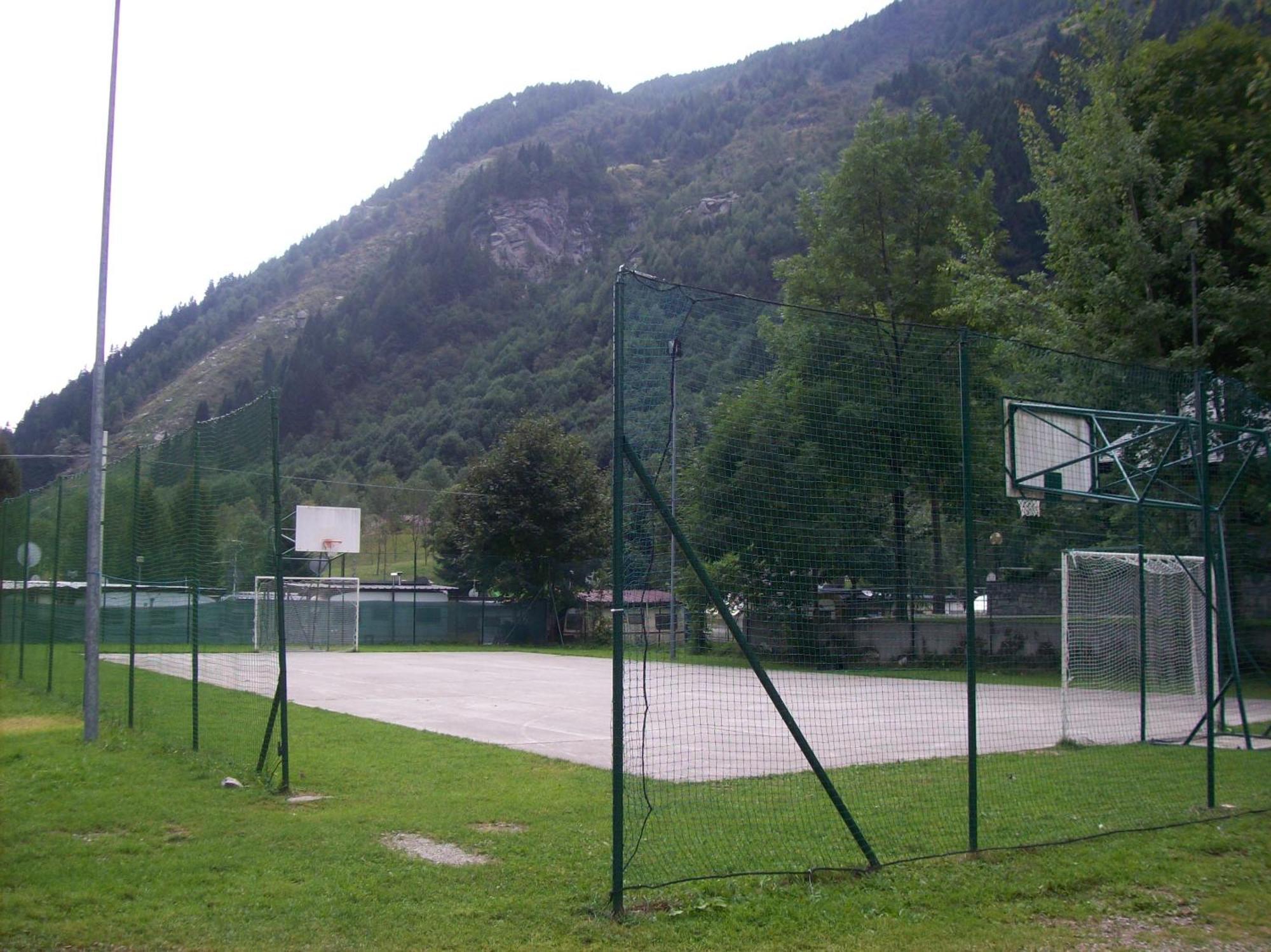 Aparthotel Campodolcino Camping Exteriér fotografie