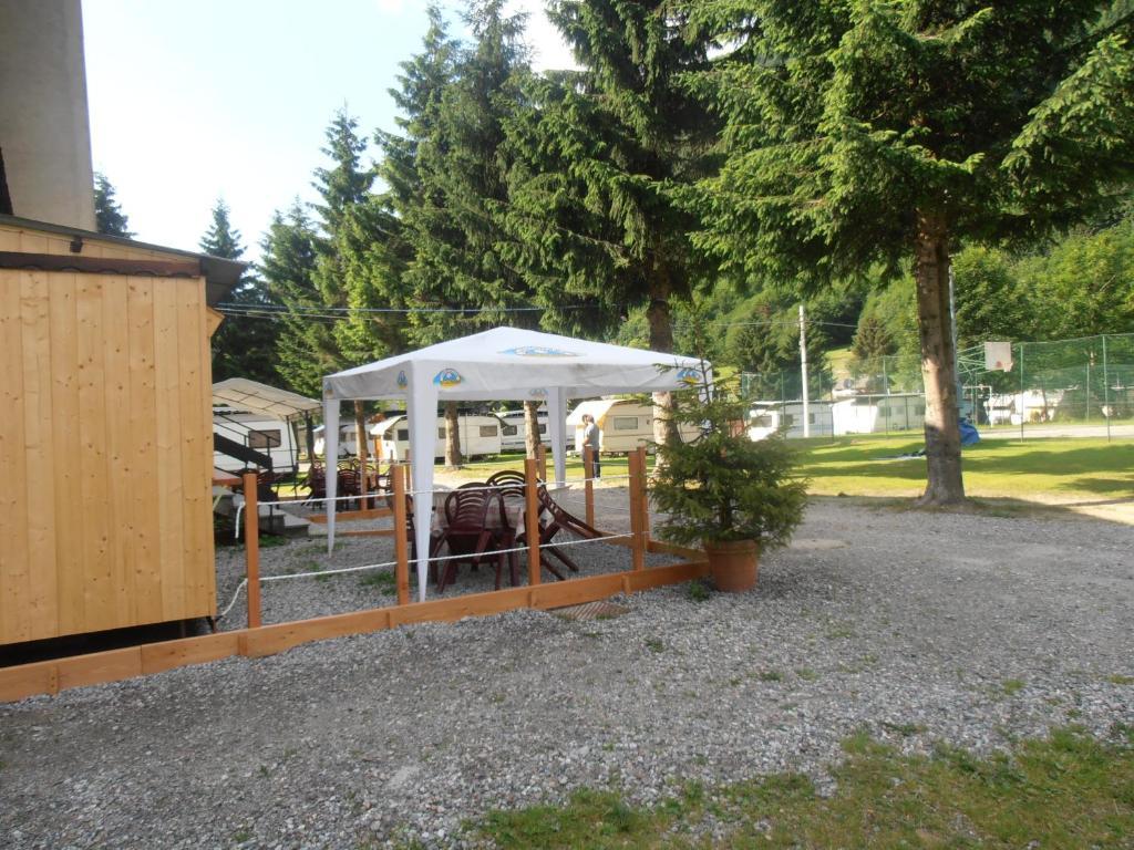 Aparthotel Campodolcino Camping Exteriér fotografie